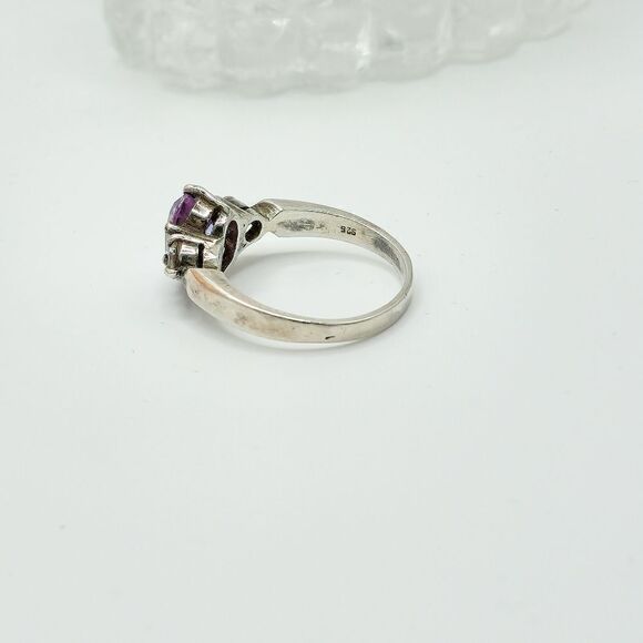 Vintage Silver purple sapphire diamond ring - Picture 10 of 11